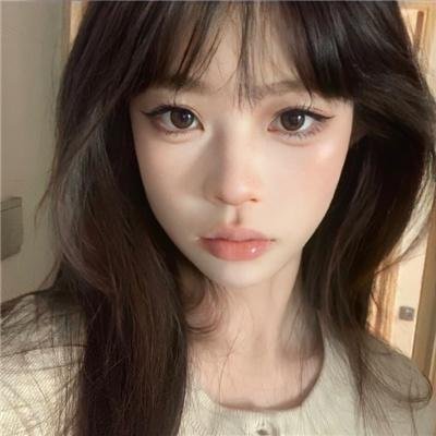 迎风而立的狮子